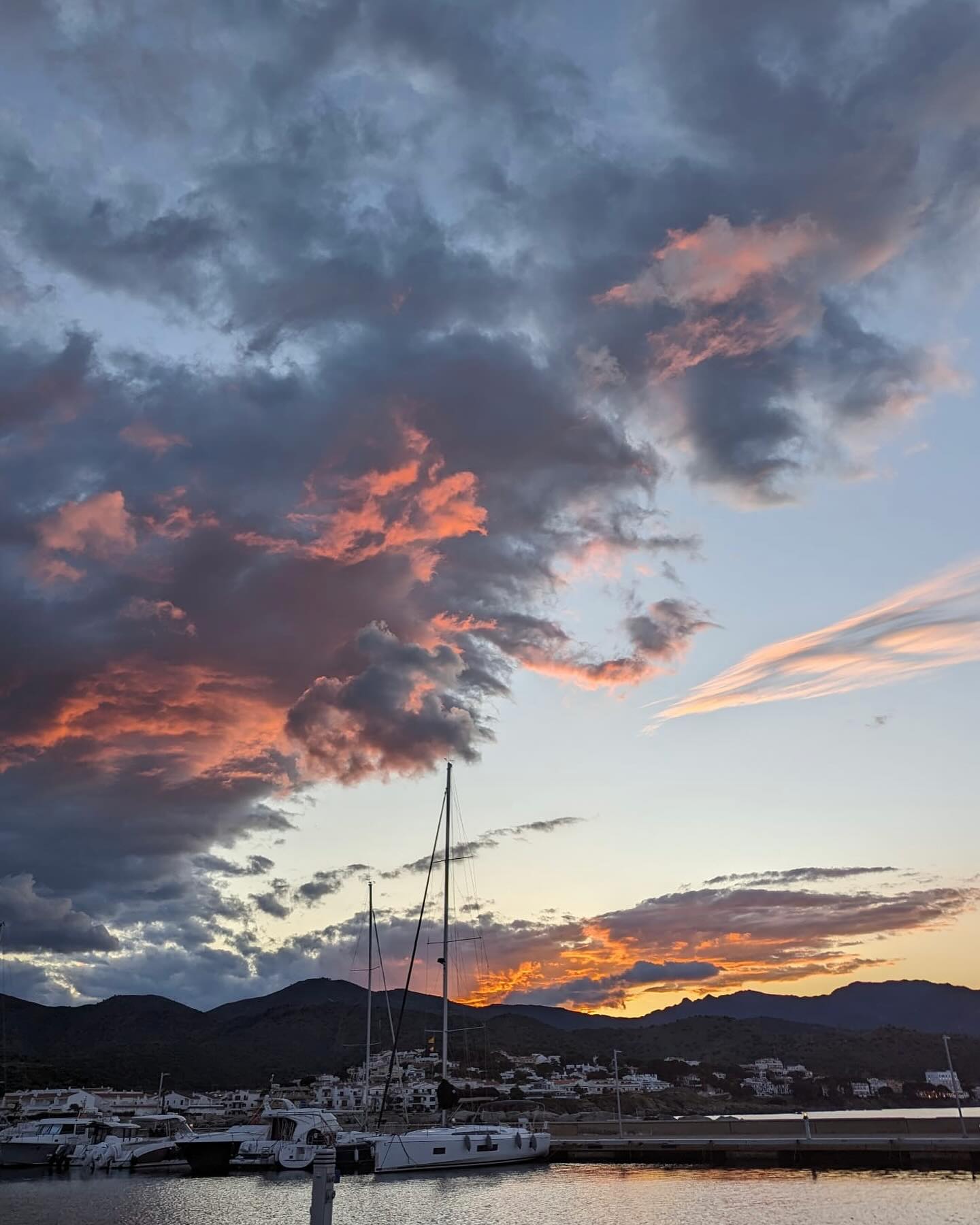 Ende der Urlaubspause
Wir sind zurück und haben tolle Fotos aus Spanien mitgebracht.
Freut euch demnächst wieder coole Aktionen von uns. 😊