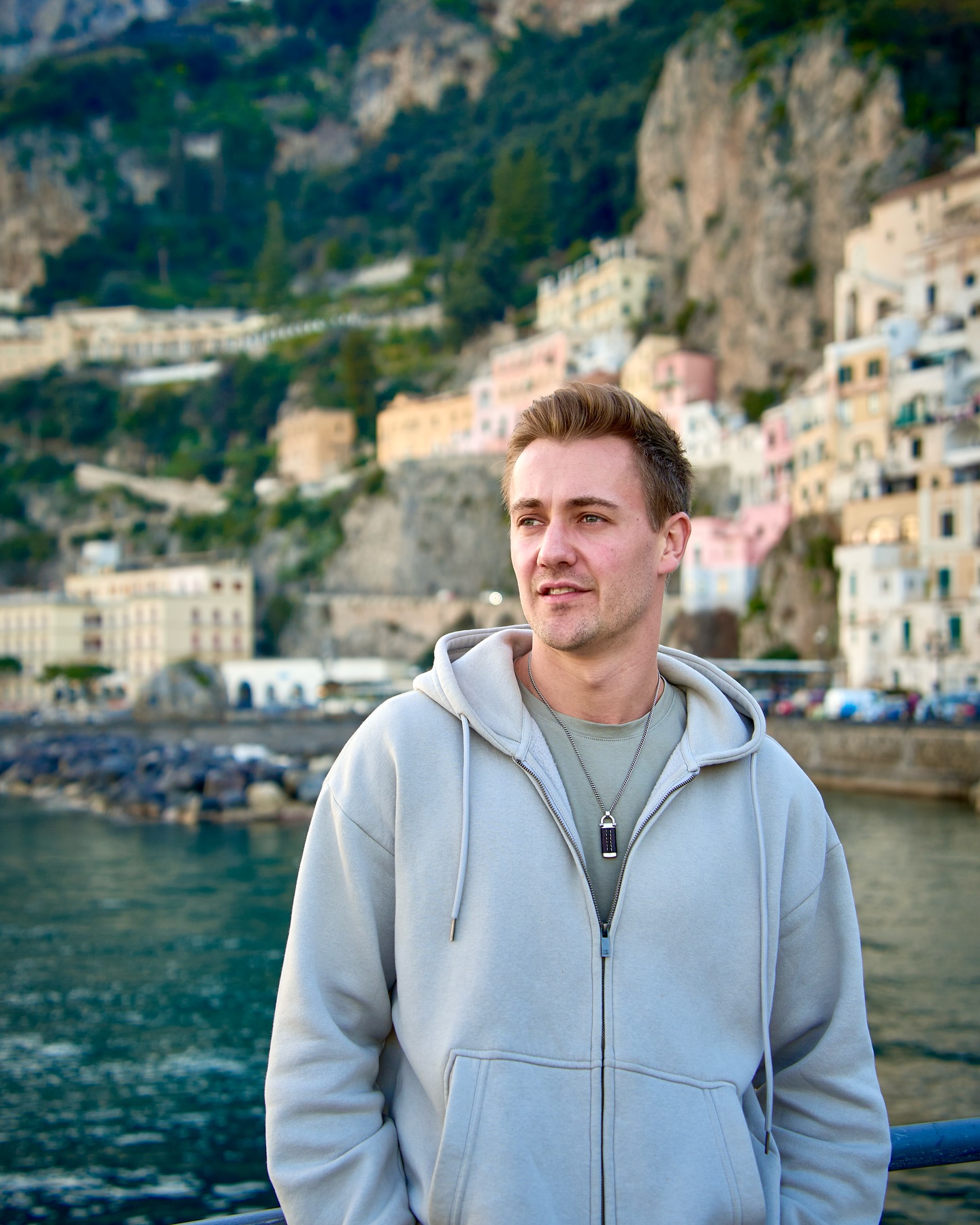 The Amalfi Coast completely blew me away and it’s one of those places that actually looks like the photos (or better!!). 😅 
So if you’re planning a trip to the Amalfi Coast, here are some top tips to keep in mind. Positano is the most famous town — it gets busy, so try to visit early to avoid the crowds. Amalfi is full of history, with a beautiful cathedral and cozy cafés, perfect for a relaxed afternoon. For something quieter, Ravello sits higher up with stunning gardens like Villa Cimbrone offering amazing views. A hidden gem worth checking out is Fiordo di Furore, a tiny beach tucked under a dramatic bridge, though it can be a bit tricky to reach. If you want a more local vibe, Praiano and Atrani are great spots, especially at sunset. 🌅 The best time to visit is May, June, or September — the weather is warm but the crowds are smaller. Driving the coast is an option if you’re comfortable with narrow, winding roads, or you can take a ferry for beautiful sea views. Whatever you do, bring comfy shoes because there are lots of stairs everywhere. The Amalfi Coast is truly unforgettable & full of beauty and charm! 🇮🇹🔆
#travel #travelinspiration