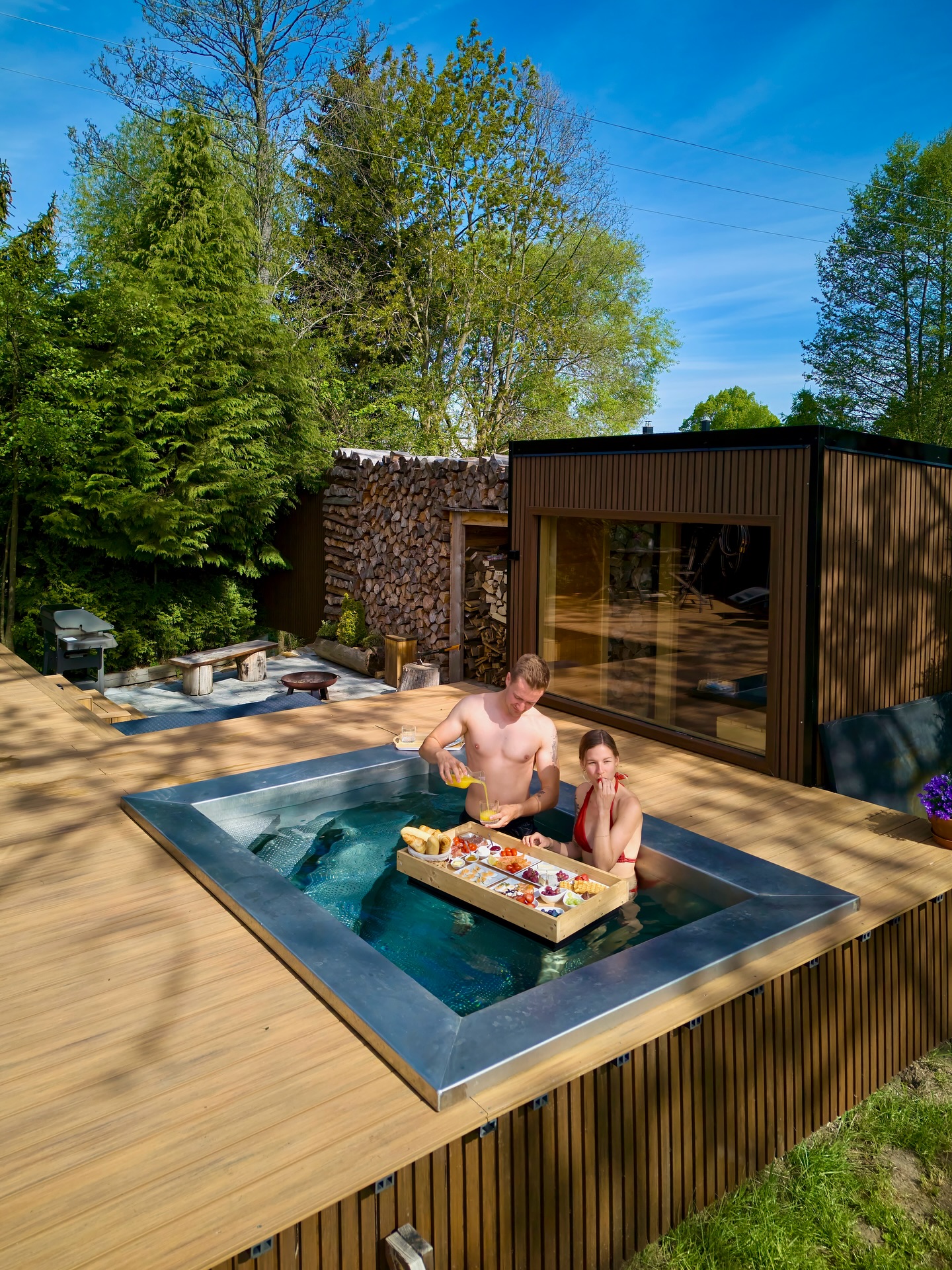 Nature. Us. Nothing else. 💚
#travelcouple #travelinspo #travel