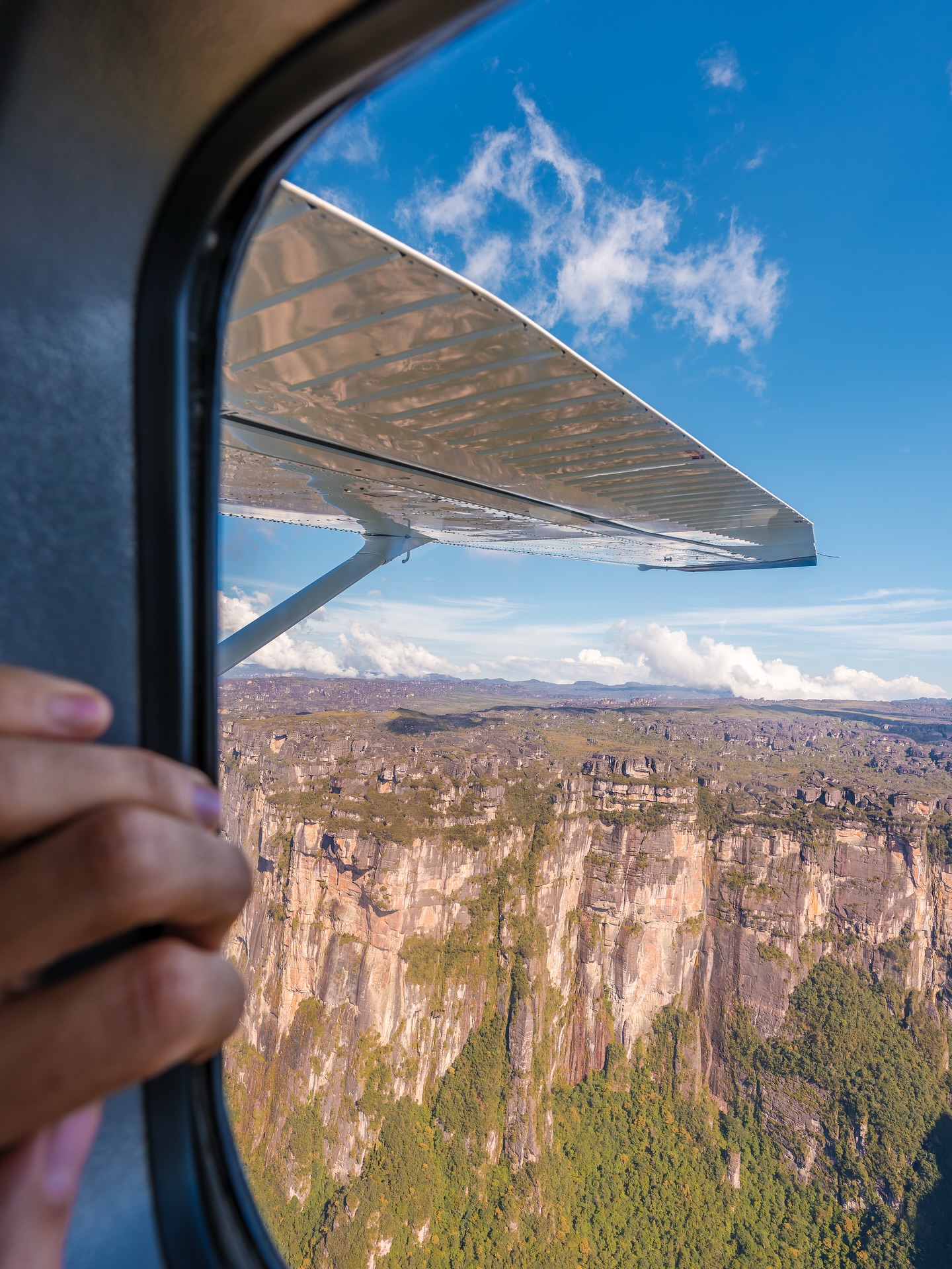 Canaima National Park… one of those places that hits different 😍! Raw, wild, and totally unreal. 🌿
Best time to go? May to November ( the falls are insane during rainy season!! )
Musts: boat rides under waterfalls, flying over the tepuis, seeing Angel Falls - the tallest waterfall in the world, and just soaking it all in! 👀
#travel #travelinspo #travelgoals #canaima