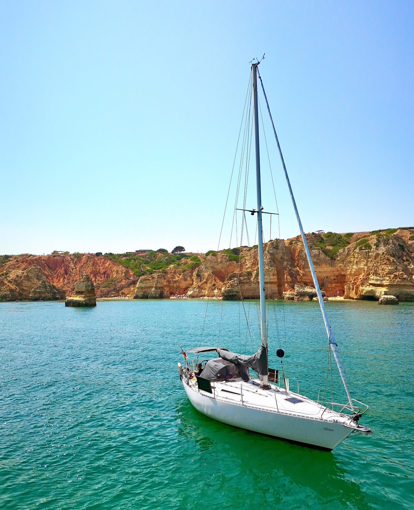 *ad | Sun, sea & endless summer vibes โโต What makes it even better? Having @fuzeteaeurope inthe new 400-ml size โ super practical for traveling and adventures on the go. ๐โจ And with itsrefined peach flavor, itโs the refreshment that fits perfectly into every summer moment. ๐๐Whether Iโm out on the water, chasing the wind, or simply slowing down โ every sip feels like the tasteof summer. ๐ด๐๐ Grab yours now and see for yourself!#FuzeTea #MadeOfFusion