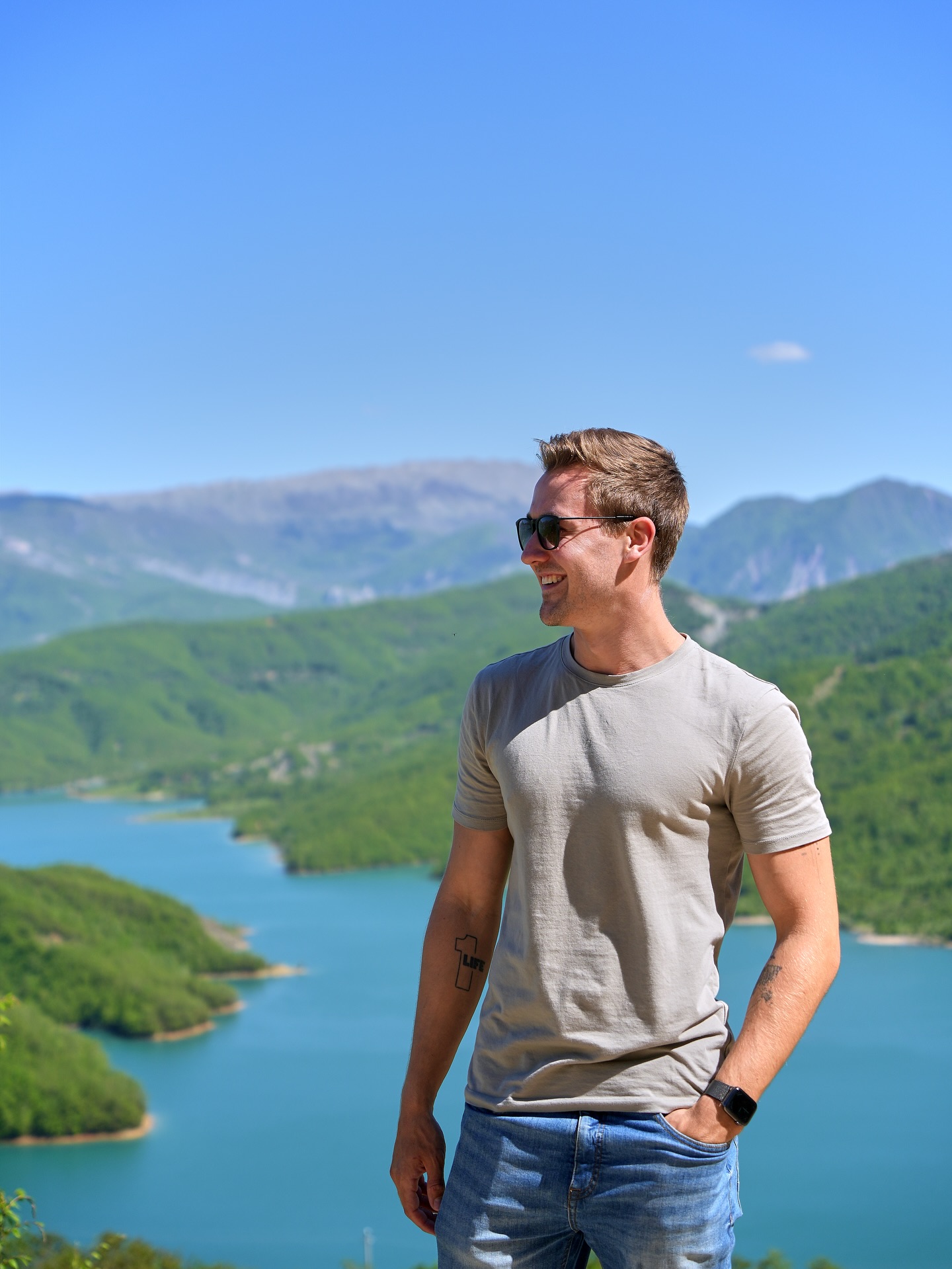 Enjoying the dreamy views at Bovilla Reservoir 🌿👉 Best time to visit: spring to early autumn, when the colors are at their best.🚗 It’s only about a 1-hour drive from Tirana. The last stretch is a bit bumpy, but the views are absolutely worth it!#travel #travelgoals