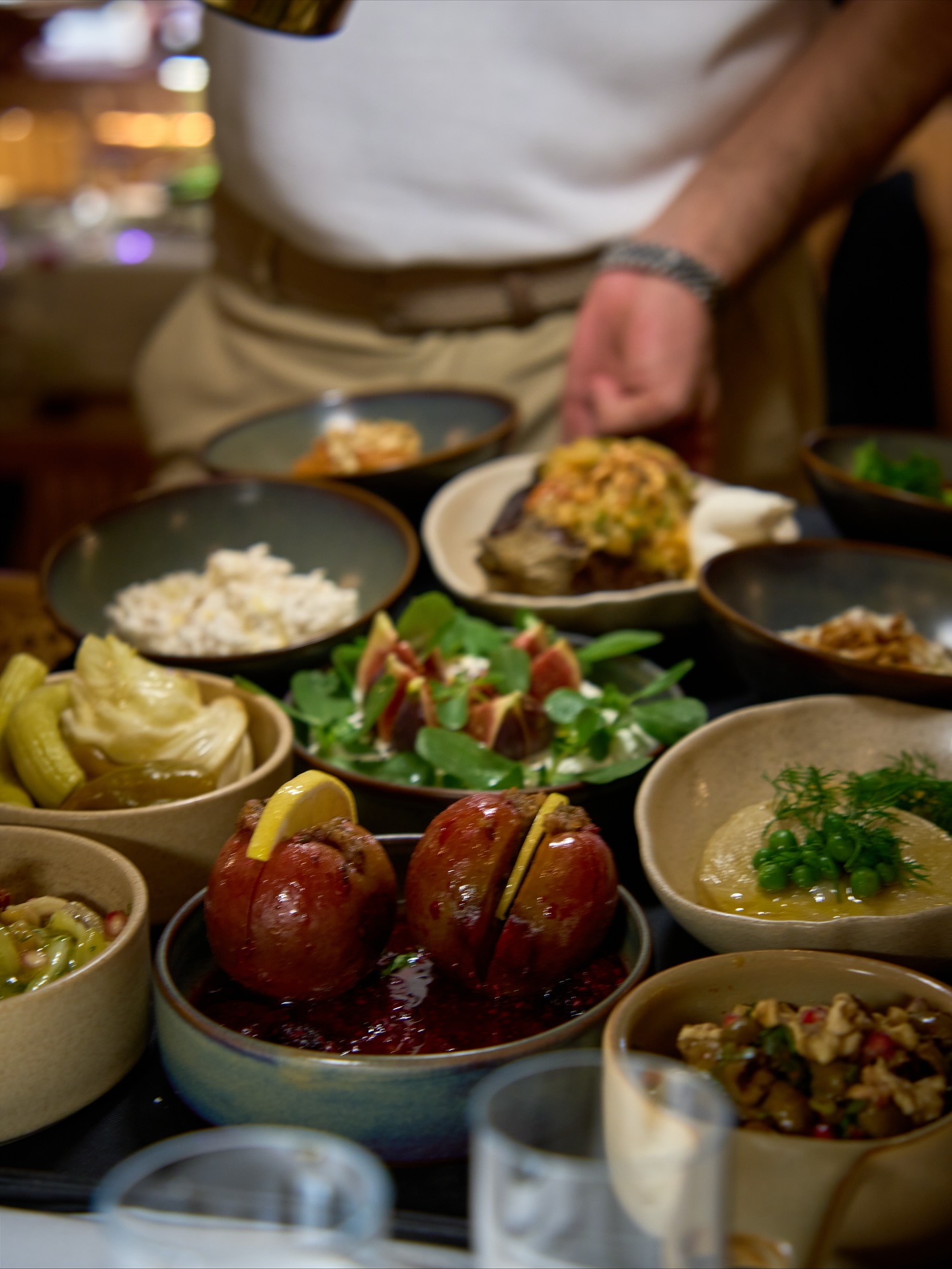 Our trip with @goturkiye to Bodrum, Mugla was filled with unforgettable moments — from exploring ancient history to enjoying modern luxury and warm local hospitality. 🇹🇷✨We discovered the impressive Bodrum Amphitheatre, wandered around the majestic Bodrum Castle, and visited the iconic windmills overlooking the city and sea. Between the days of adventure, we stayed in a beautiful hotel, enjoyed authentic Turkish cuisine, and experienced the vibrant flavors of the region at several Michelin-recommended restaurants. 🍽️Bodrum truly combines culture, nature, and Mediterranean spirit — where every corner tells a story of beauty and tradition. ☺️#goturkiye