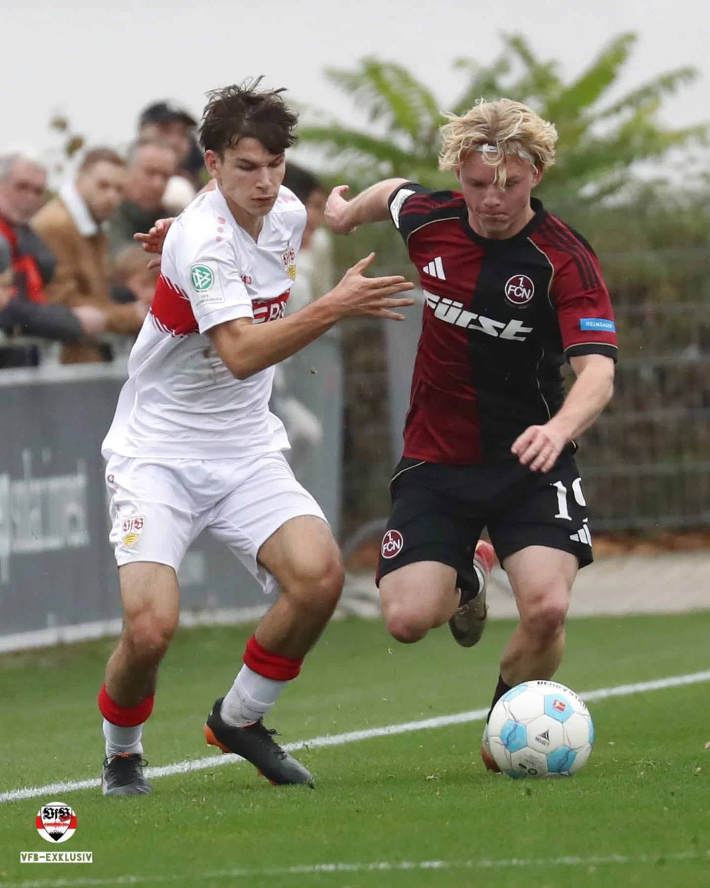 Die NLZ Teams sind ungeschlagen durch Wochenende gegangen. Die U17 gewinnt 3:1 in Unterhaching, im Heimspiel gegen Nürnberg spielt die U19 2:2 (Eindrücke vom Spiel in der Galerie) und die U21 gewinnt in Ulm mit 3:1.