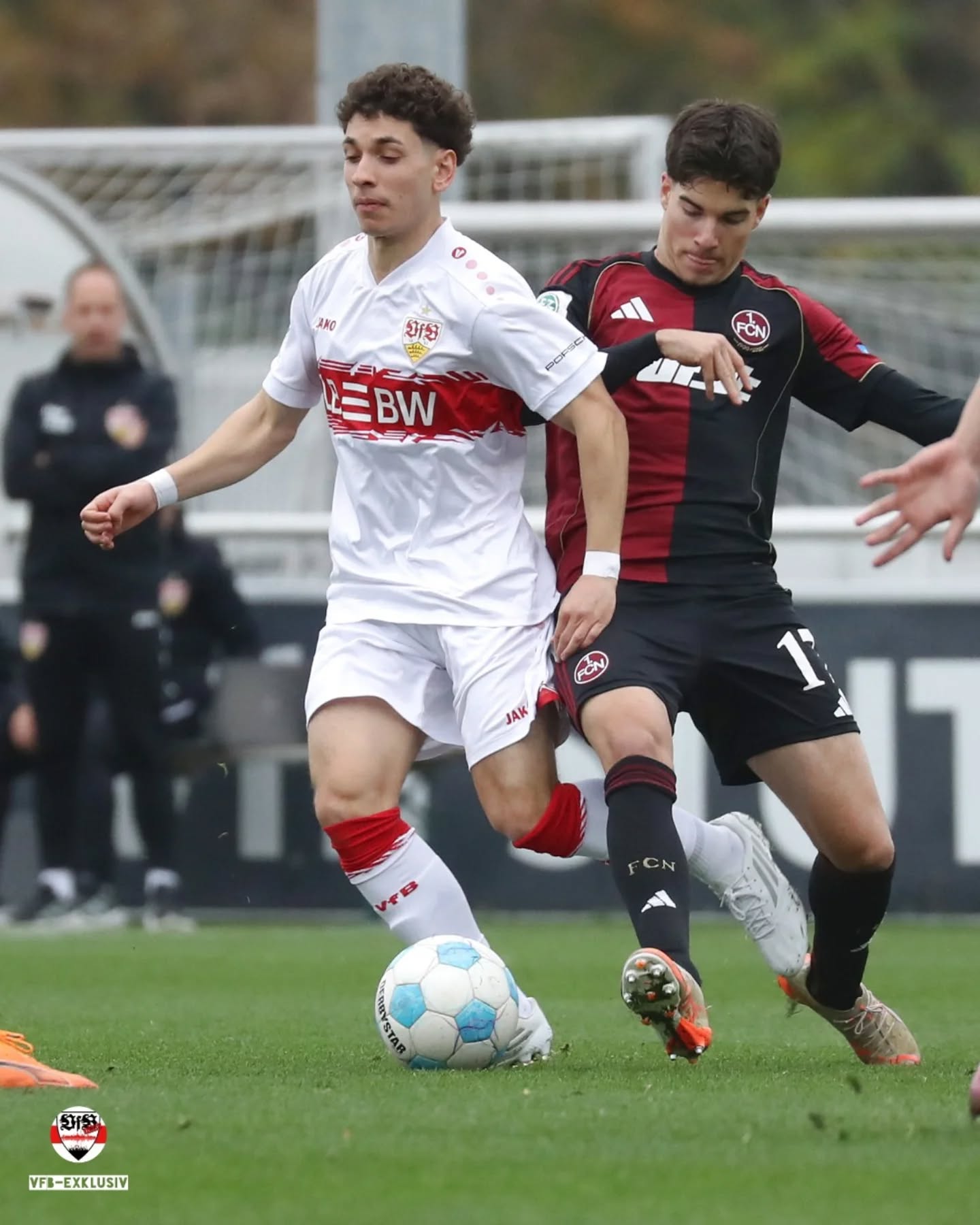Die NLZ Teams sind ungeschlagen durch Wochenende gegangen. Die U17 gewinnt 3:1 in Unterhaching, im Heimspiel gegen Nürnberg spielt die U19 2:2 (Eindrücke vom Spiel in der Galerie) und die U21 gewinnt in Ulm mit 3:1.