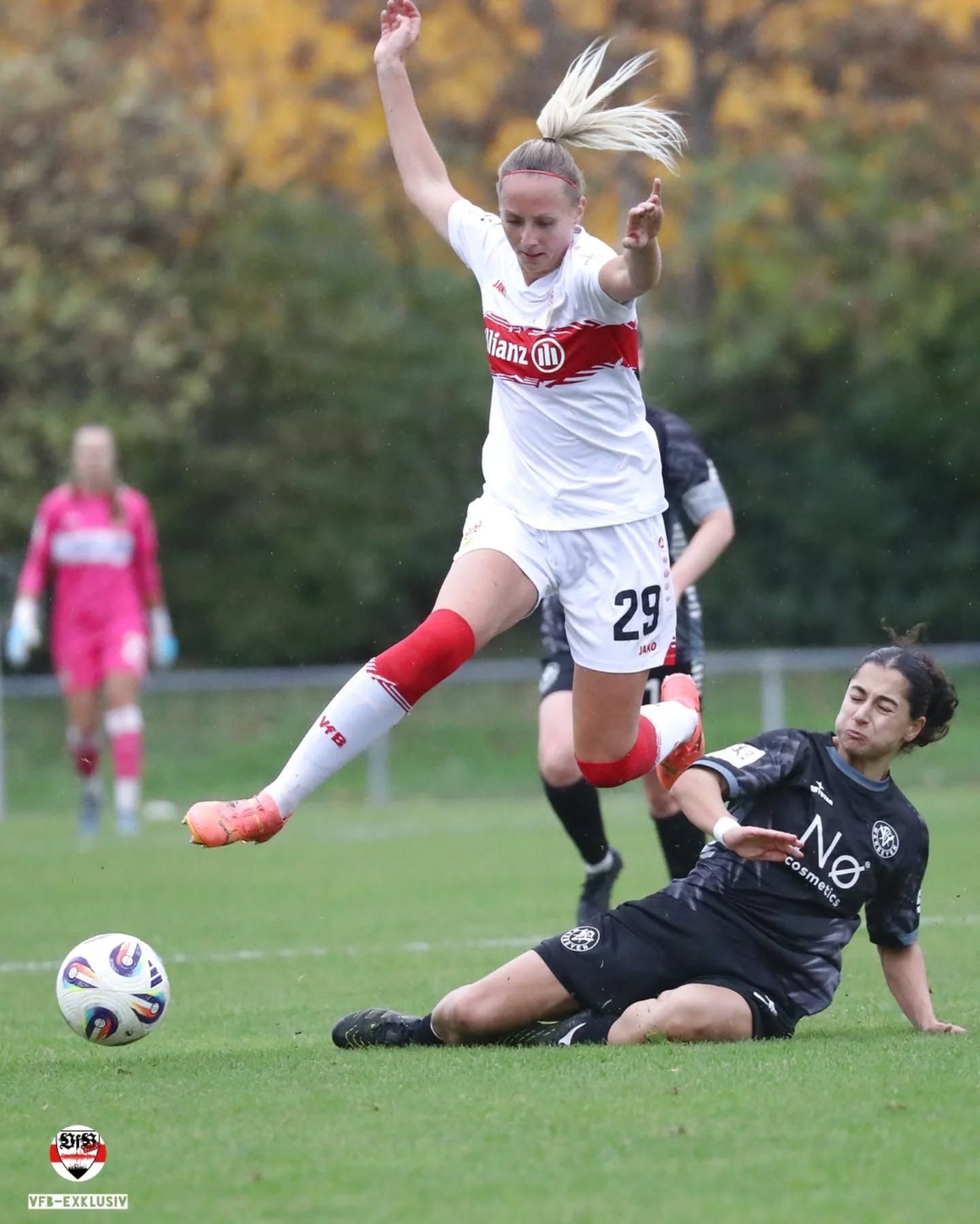 Eindrücke vom Spiel der VfB-Frauen gegen Warbeyen