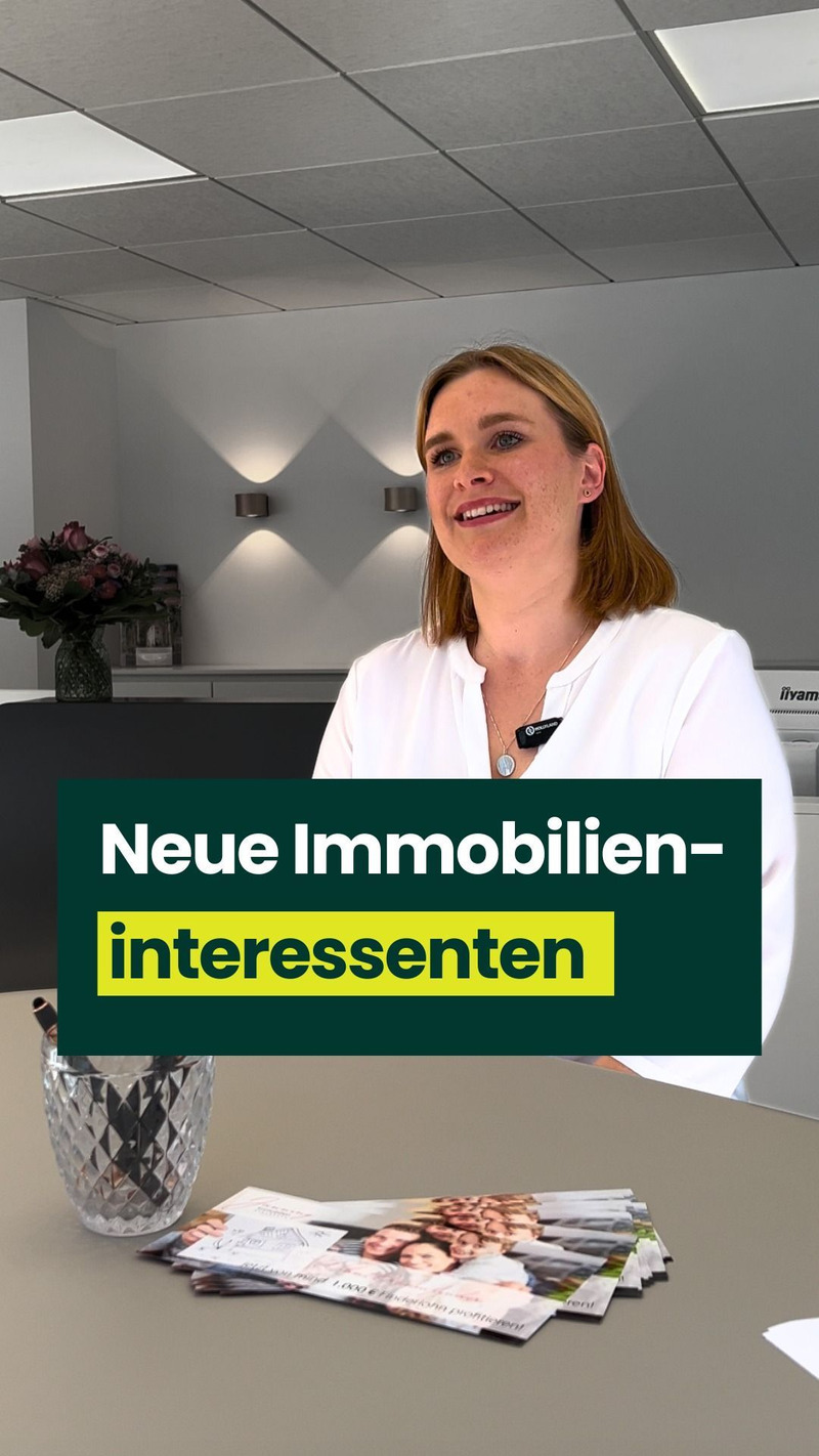 Webseite = Mehr Interessenten 🚀
Heute haben wir ein neues Interview für euch mit unserem langjährigen Kunden Janning Immobilien.
Marie-Luise Janning erzählt, wie sie und ihre beiden Kolleginnen nach der Gründung vor einer großen Herausforderung standen: Sie waren noch völlig unbekannt.
Das sollte sich ändern und genau deshalb sind sie auf uns zugekommen. 🙌
Wir haben für Janning Immobilien eine Webseite entwickelt, die nicht nur optisch überzeugt, sondern vor allem eins kann: gefunden werden.
Denn was bringt die schönste Seite, wenn sie bei Google niemand sieht?
Heute ist das anders: Gibt jemand passende Suchbegriffe bei Google ein, stößt er ziemlich schnell auf die Webseite und genau so soll es sein. 🚀
Ein großes Dankeschön an das ganze Team von @janning.immobilien für das tolle Interview und die langjährige Zusammenarbeit! 💛