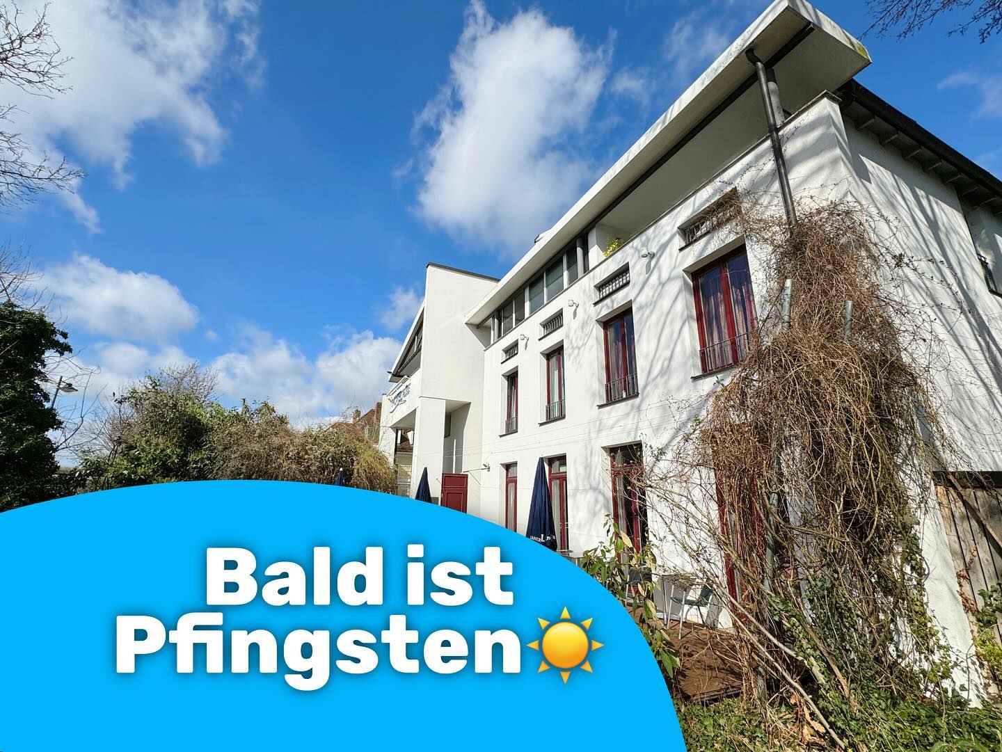 Pfingsten steht vor der Tür und der Sommer auch☀️
Willst du das lange Wochenende so richtig genießen?
Dann komm doch zu uns ins @hotel_am_fluss
#hotel #übernachtung #pfingsten #urlaub #neuburg
