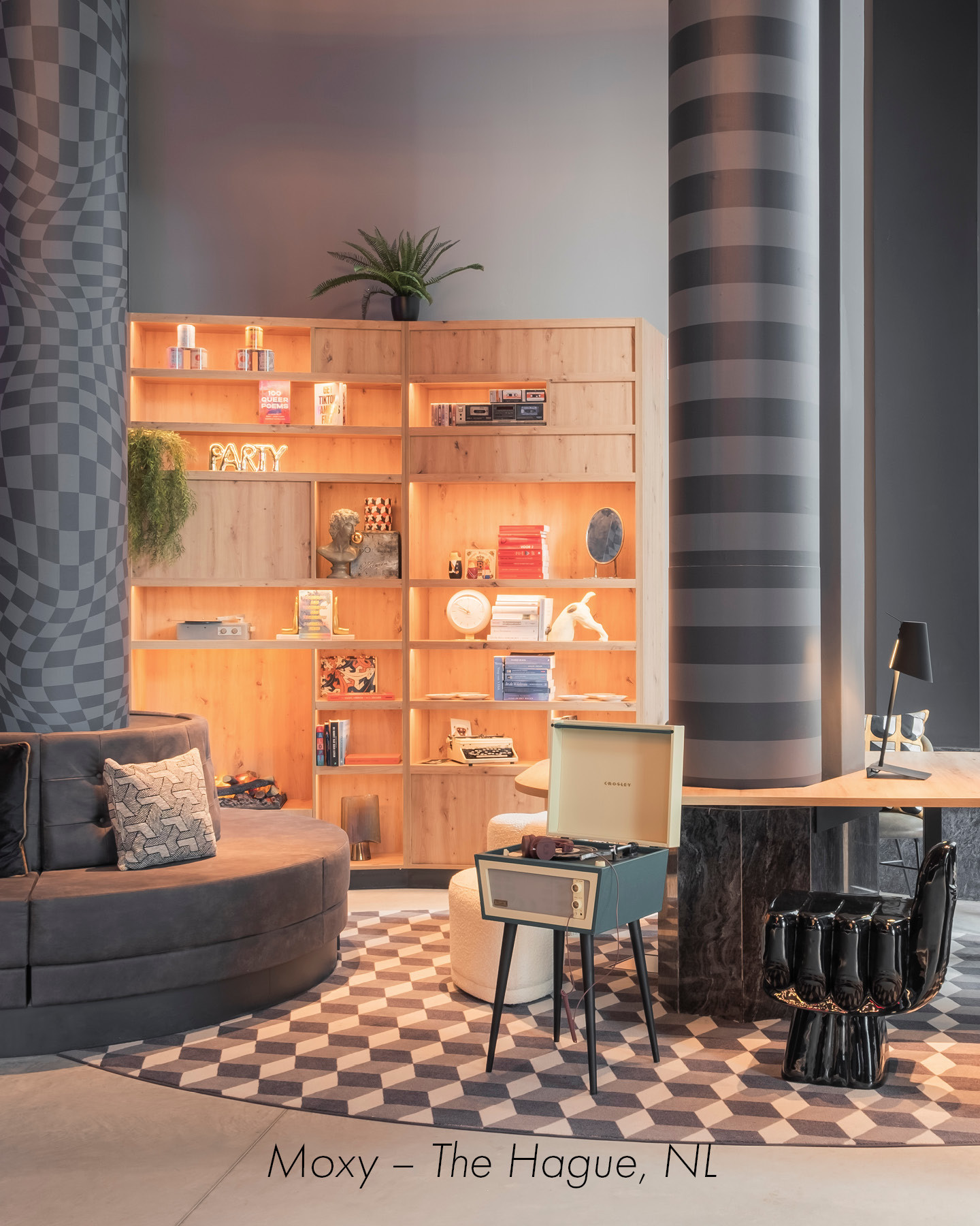 MOXY HOTELS:
THE HAGUE, RUST, VIENNA
Moxy Hotels bring playful, design-driven stays to life by blending bold personality with the unique local spirit of each destination.
#kitzigdesignstudios #kitziginteriordesign #hoteldesign #lifestylehotel #moderninterior #hotelinteriors #boutiquehotel #hospitalitydesign #designlove #hotelvibes #moxyhotel
