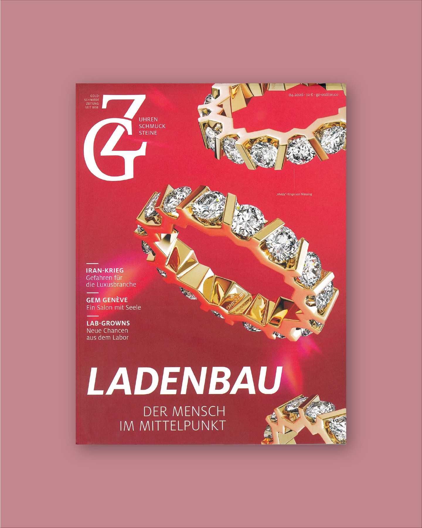 GZ Interview: A jewellery store needs a soul.
Olaf Kitzig in conversation with Goldschmiede Zeitung one of Europe's leading voices in luxury retail. Swipe to read.
#KitzigDesignStudios #OlafKitzig #GoldschmiedeZeitung #RetailDesign #JewelleryDesign #LuxuryInteriors #DesignBeyondBoundaries #Minden