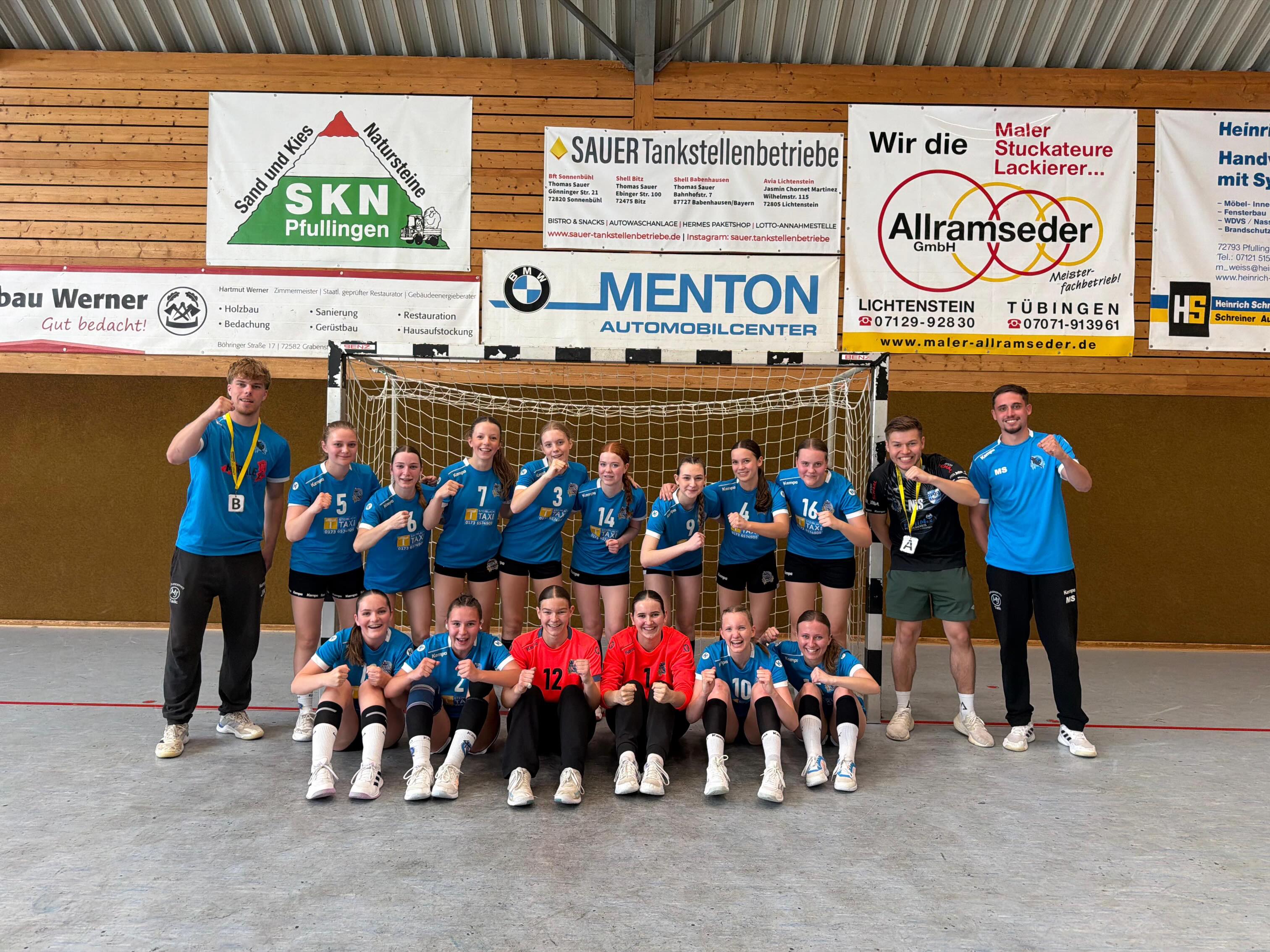Oberliga!!Die wjA wird mit zwei gewonnenen Spielen Gruppenerster und sichert sich somit direkt e....