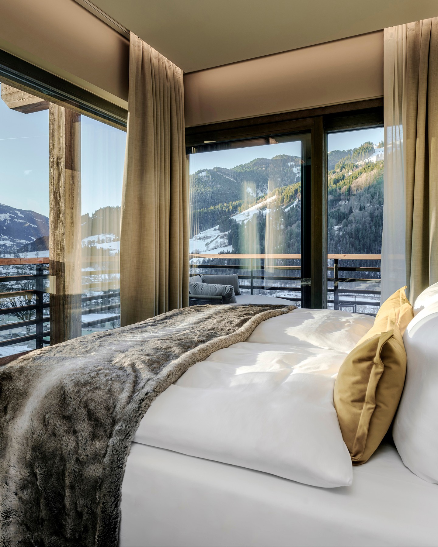 IF Design Award Winner 2026
One of the world's most prestigious design awards. And a project that means a great deal to us, Grand Tirolia, Kitzbühel.
Set against the breathtaking backdrop of the Tyrolean Alps, our brief was to honour the spirit of this place while taking it to a new level of luxury. Natural stone, wood in every texture imaginable, soft fabrics, earthy tones, each decision layered to create warmth, structure, and a deep connection to the landscape.
6,300 m² of interior design. One award that pushes us to go further.
© Ydo Sol Images
#IFDesignAward #GrandTirolia #Kitzbühel #InteriorDesign #KitzigDesignStudios #LuxuryHotel #HotelDesign #AlpineDesign