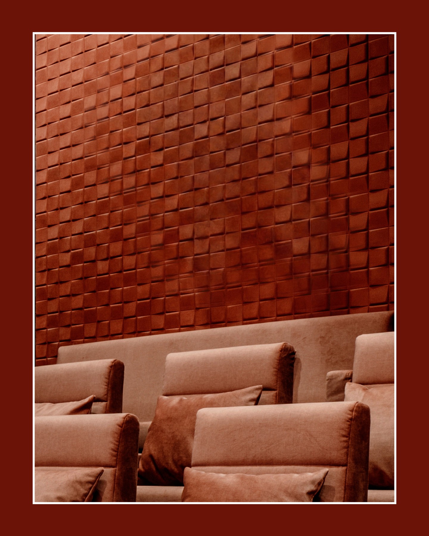 A private cinema is more than a room for watching films, it is a space designed for immersion.
These bespoke home cinemas combine comfort, technology and design sophistication, creating intimate environments where architecture fades into atmosphere and every moment takes centre stage.
#KitzigDesignStudios #HomeCinema #LuxuryInteriors #InteriorDesign #LuxuryLiving #PrivateCinema #CinemaRoom #BespokeDesign 