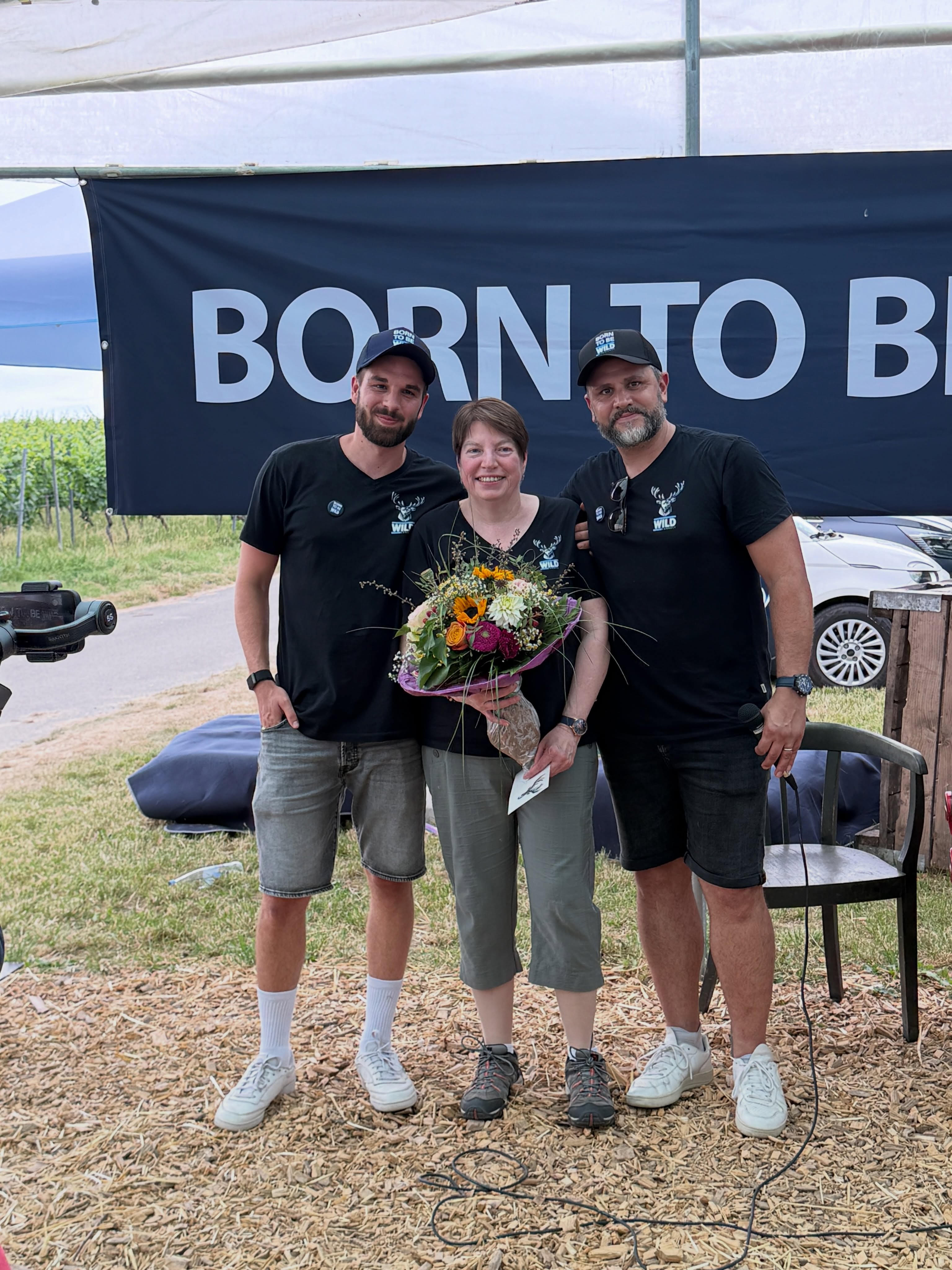 Einige Impressionen vom WILD-Sommerfest auf dem Sehringer Obsthof in Mengen… es gab alles, was das Herz begehrt! 💙
A few snapshots from the WILD summer party at the Sehringer Obsthof in Mengen… it had everything the heart could desire! 💙
Néhány pillanatkép a WILD nyári buliról a mengeni Sehringer Hofban… minden megvolt, amire csak vágyhat a szív! 💙
#summer #wild #party #fun #ilovemyjob