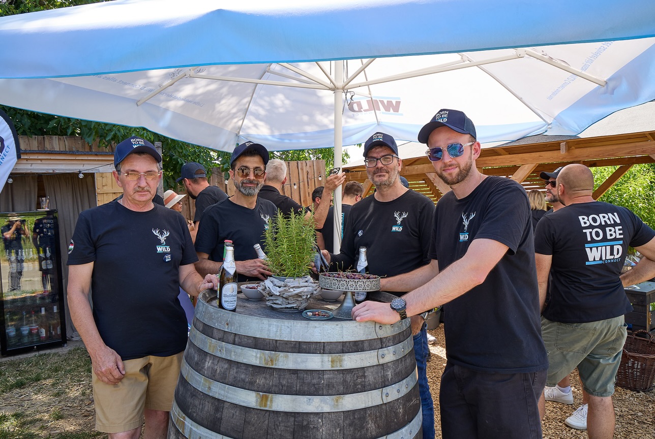 Unser WILD-Sommerfest mit der Heitersheim-Crew 😎💙
Our WILD summer party with the Heitersheim crew 😎💙
A WILD nyári fesztiválunk a heitersheimi csapattal 😎💙
#party #work #wild #summer #love