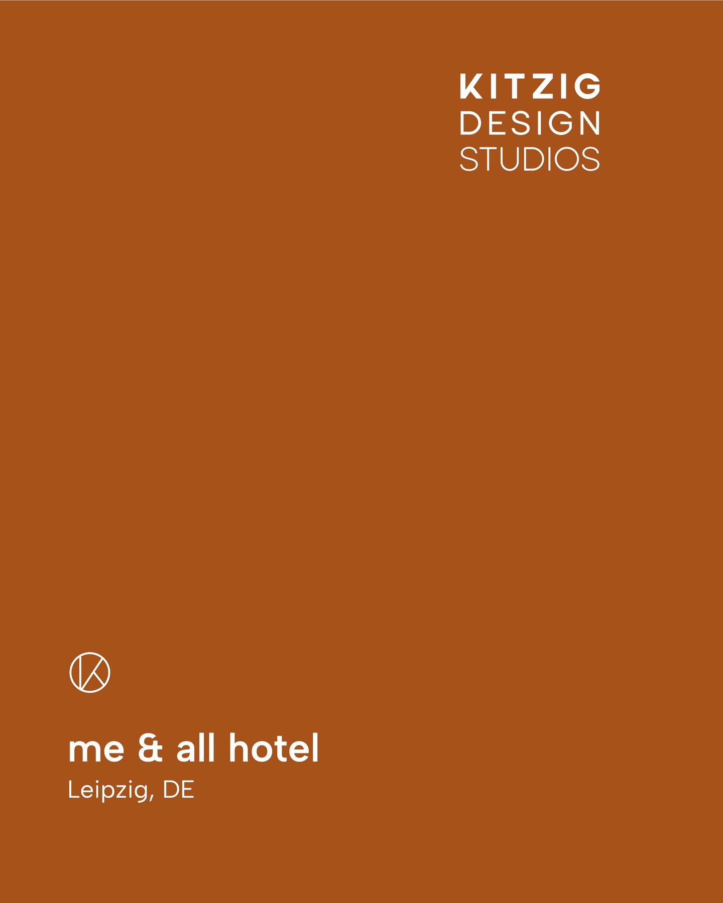 me and all hotel Leipzig
First impressions of the newly opened me and all Hotel Leipzig. Geometric shapes and warm colors, inspired by Bauhaus design, define the interior while reflecting Leipzig’s rich history.
Photography: me and all Hotel
#Kitzigstudios #KitzigDesign #Interior #Hotels