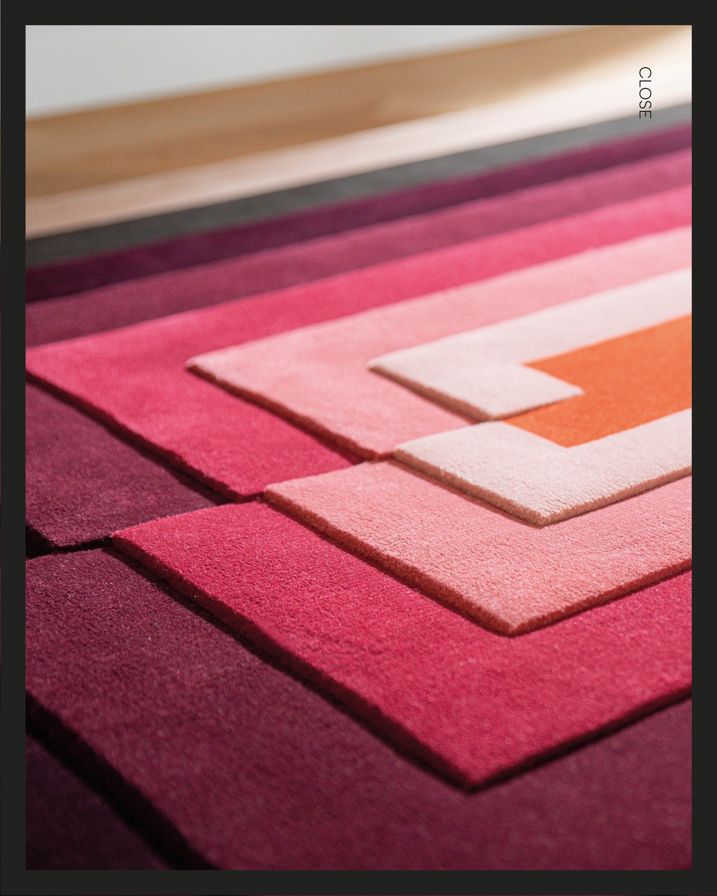 Daydreams – Carpet Collection
The carpet collection by Olaf Kitzig comprises a multifaceted selection of geometric and organic motifs and many colour variations. With their expressive charisma, sculptural dimensionality and professional production, each one is a masterpiece.
Discover the Daydreams Collection at the Design Hub Werther from September 20 to 24, 2026.
SEE YOU THERE.
#KitzigDesignStudio #theFlat #KitzigIdentities
